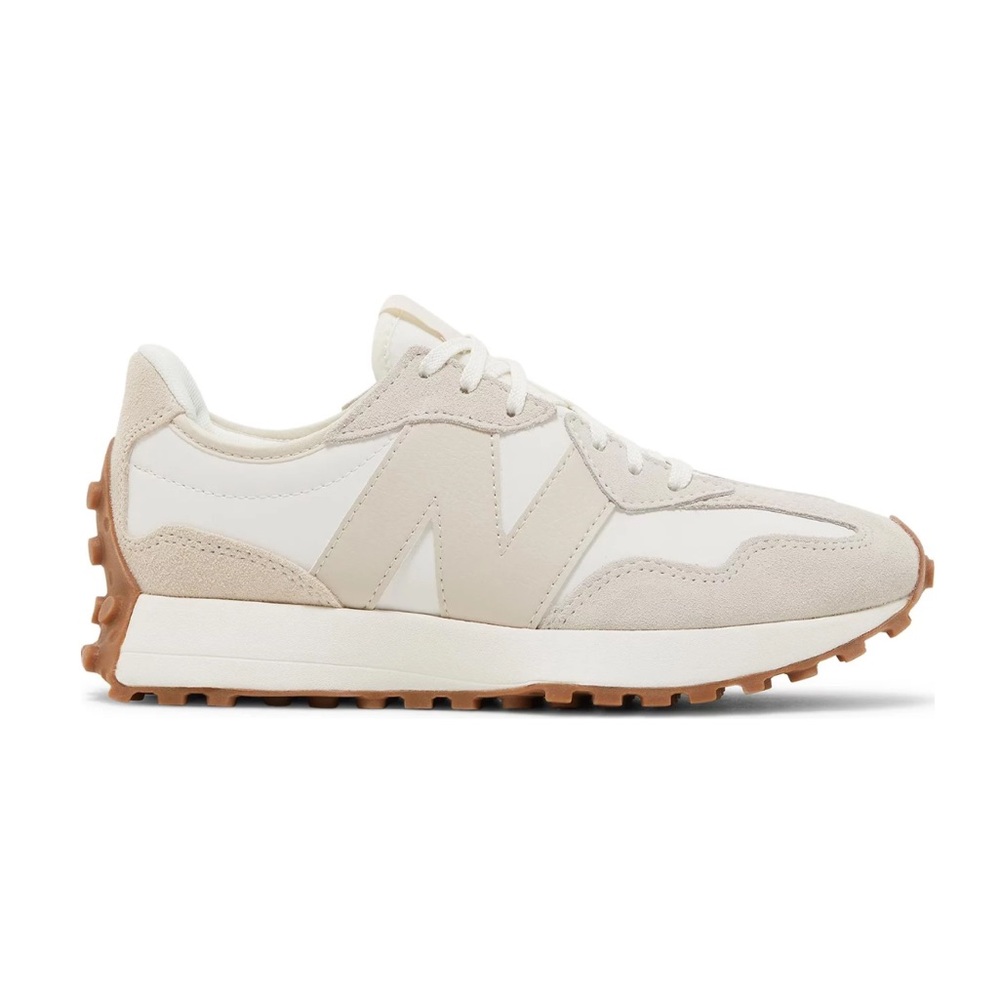 New Balance Neutral ‘Moonbeam’ Sneakers (Size 8)